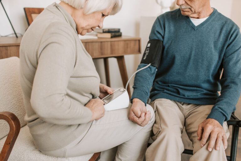 Hypertension : la campagne 2026 de l’Assurance Maladie et ce qui change après 70 ans